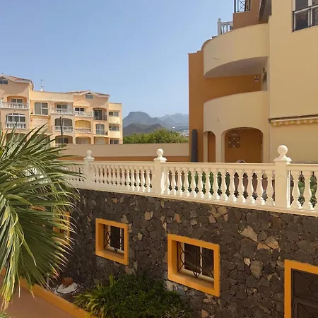 Pargue Tropical Apartament *