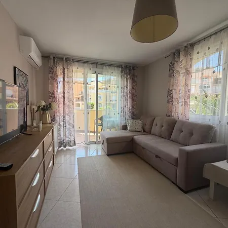 Pargue Tropical Apartament *